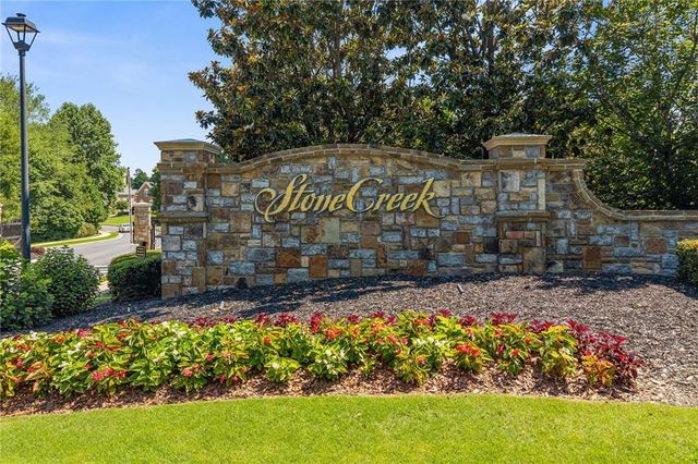 2122 Hunters Green Drive, Lawrenceville, GA 30043