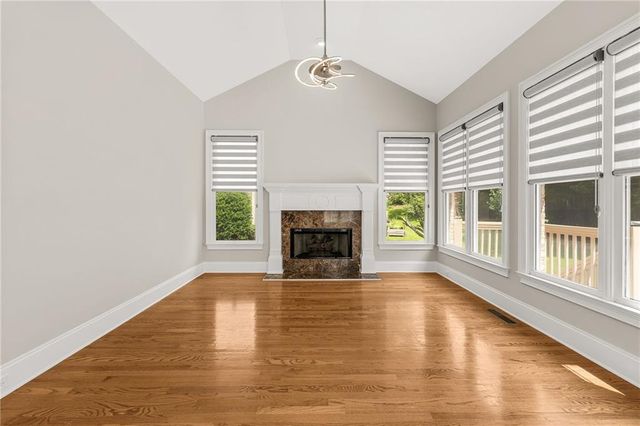 2122 Hunters Green Drive, Lawrenceville, GA 30043