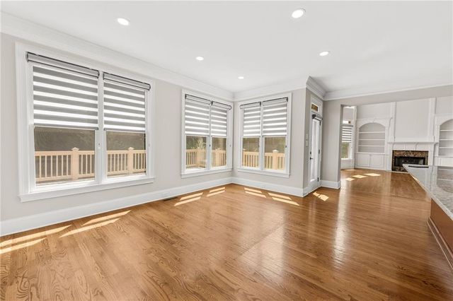 2122 Hunters Green Drive, Lawrenceville, GA 30043