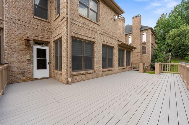 2122 Hunters Green Drive, Lawrenceville, GA 30043