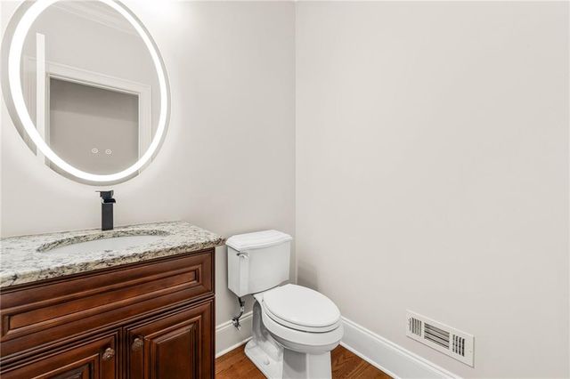 2122 Hunters Green Drive, Lawrenceville, GA 30043