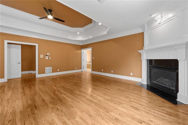 2122 Hunters Green Drive, Lawrenceville, GA 30043