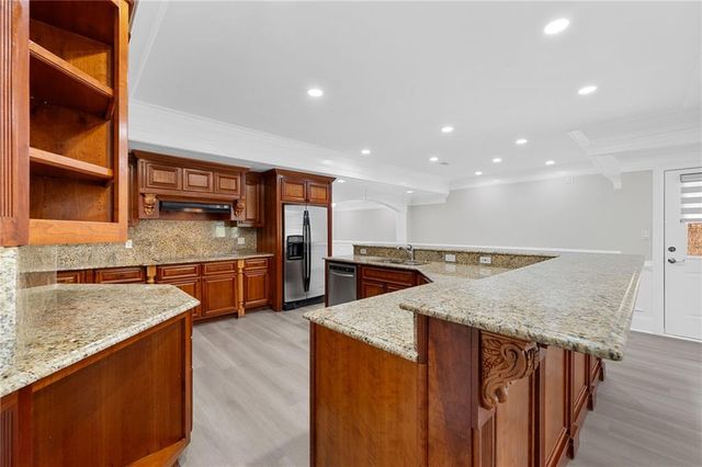 2122 Hunters Green Drive, Lawrenceville, GA 30043