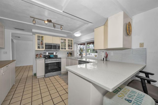 3325 HONEYMOON LANE, Holiday, FL 34691