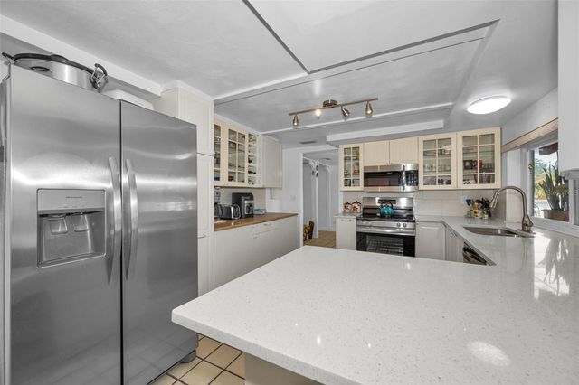 3325 HONEYMOON LANE, Holiday, FL 34691