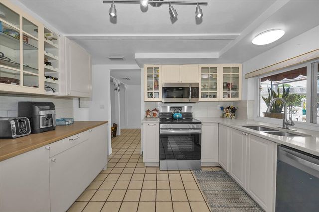 3325 HONEYMOON LANE, Holiday, FL 34691