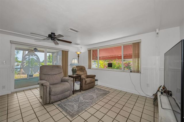 3325 HONEYMOON LANE, Holiday, FL 34691
