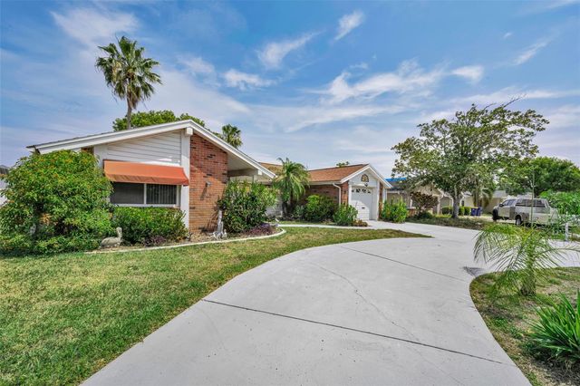 3325 HONEYMOON LANE, Holiday, FL 34691