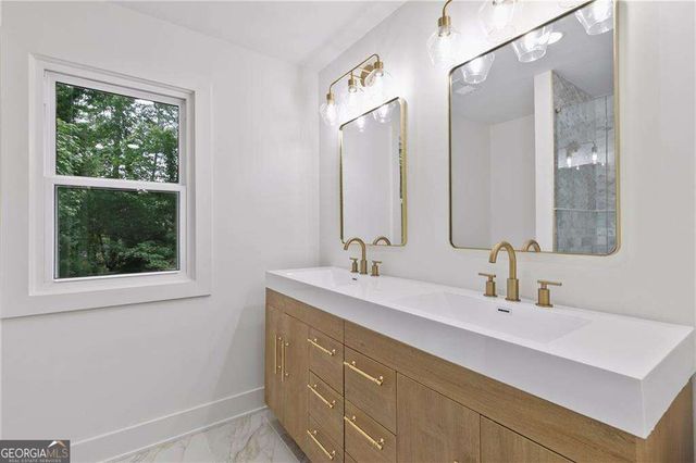 3010 Canton Hills Drive, Marietta, GA 30062