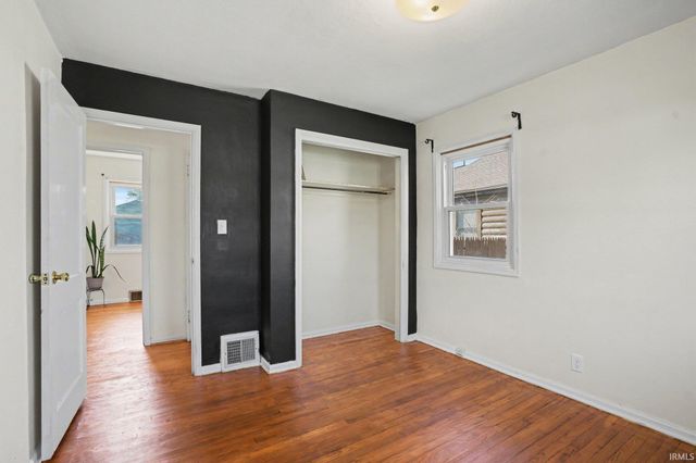 132 Walton Avenue, South Bend, IN 46619