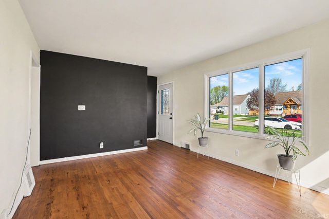 132 Walton Avenue, South Bend, IN 46619