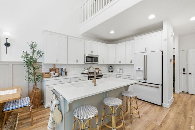 15136 S WILD HORSE WAY, Bluffdale, UT 84065