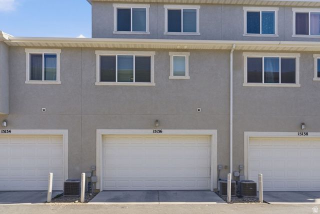 15136 S WILD HORSE WAY, Bluffdale, UT 84065