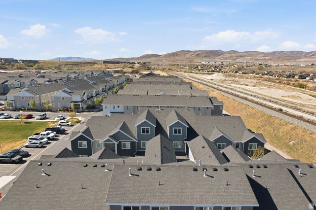 15136 S WILD HORSE WAY, Bluffdale, UT 84065