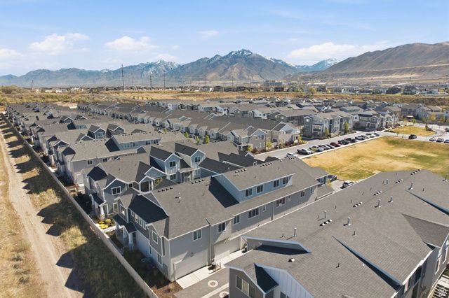 15136 S WILD HORSE WAY, Bluffdale, UT 84065