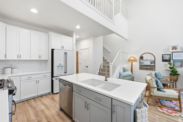 15136 S WILD HORSE WAY, Bluffdale, UT 84065
