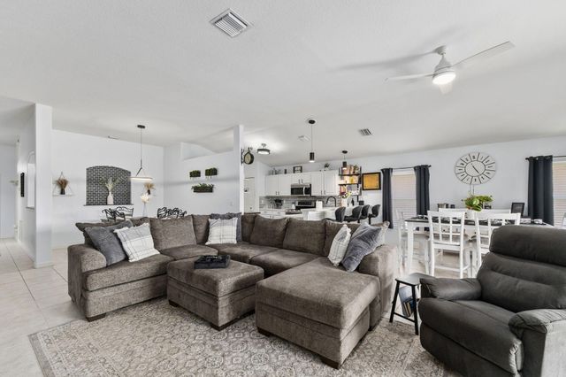 524 SW Cyrilla Trail SW, Port St. Lucie, Port St Lucie, FL 34953