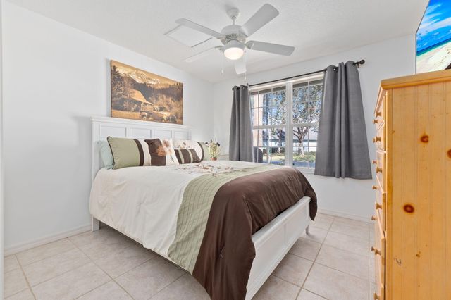 524 SW Cyrilla Trail SW, Port St. Lucie, Port St Lucie, FL 34953