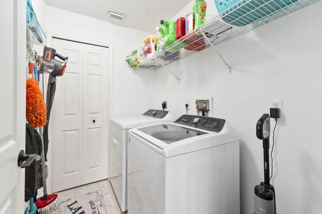 524 SW Cyrilla Trail SW, Port St. Lucie, Port St Lucie, FL 34953