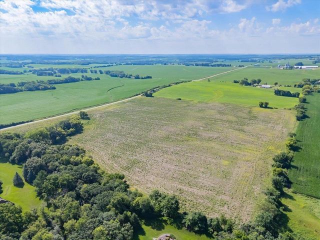 Unit 16 Flagler Avenue, Verona, WI 53593