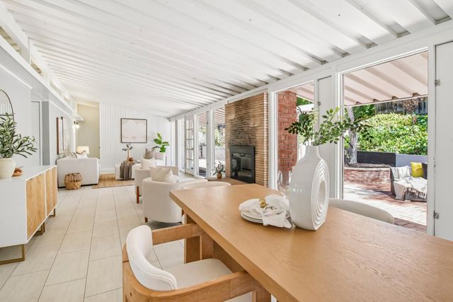18570 Montpere Way, Saratoga, CA 95070
