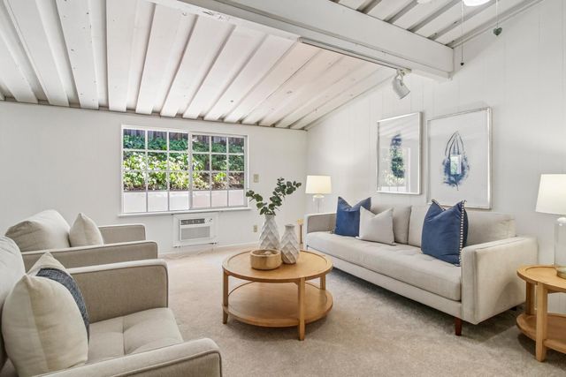 18570 Montpere Way, Saratoga, CA 95070