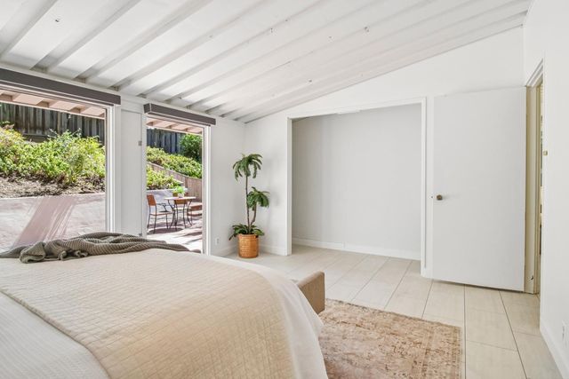 18570 Montpere Way, Saratoga, CA 95070