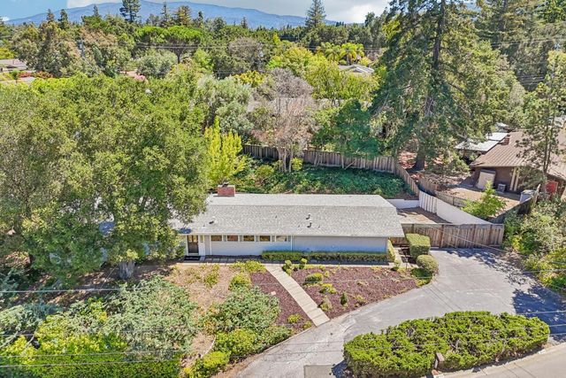 18570 Montpere Way, Saratoga, CA 95070