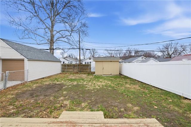 1210 E 23rd Avenue, North Kansas City, MO 64116