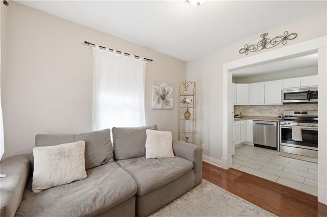 1210 E 23rd Avenue, North Kansas City, MO 64116