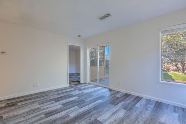 1777 Lee Loop NE, Rio Rancho, NM 87144