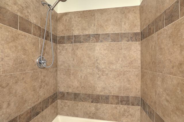 1777 Lee Loop NE, Rio Rancho, NM 87144