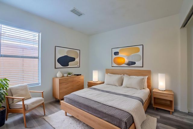 1777 Lee Loop NE, Rio Rancho, NM 87144