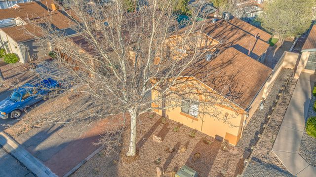 1777 Lee Loop NE, Rio Rancho, NM 87144