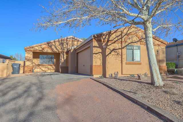 1777 Lee Loop NE, Rio Rancho, NM 87144