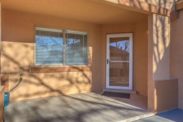 1777 Lee Loop NE, Rio Rancho, NM 87144