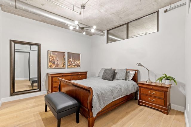 720 N 4th Street 213, Minneapolis, MN 55401