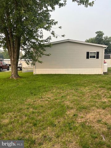 56 CHARLES ST, Elizabethtown, PA 17022