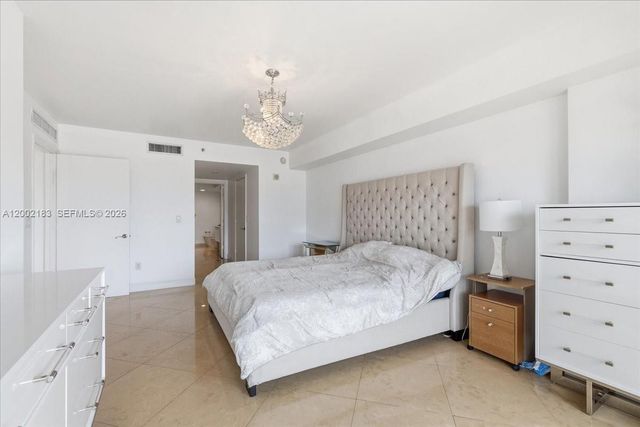 17201 Collins Avenue 1107, Sunny Isles Beach, FL 33160