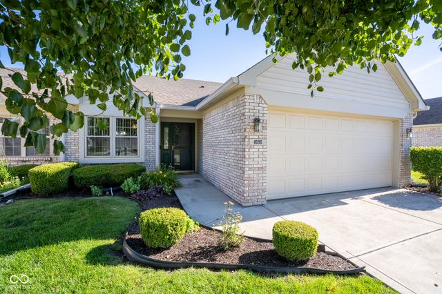 1698 Fairfield Circle, Greenfield, IN 46140
