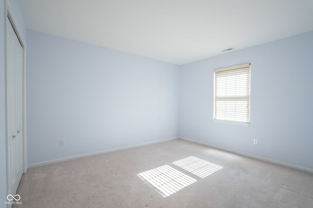 1698 Fairfield Circle, Greenfield, IN 46140
