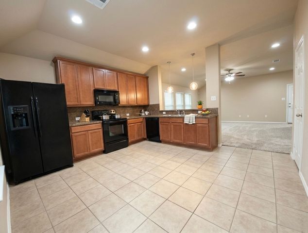 421 Goldstone Lane, Fort Worth, TX 76131