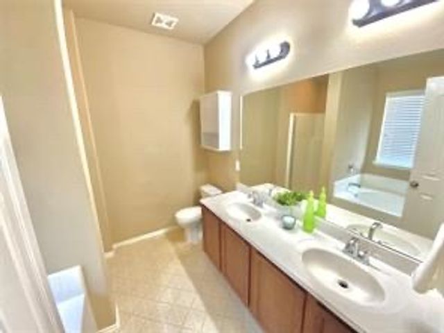 421 Goldstone Lane, Fort Worth, TX 76131