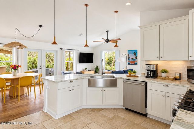 402 3RD Street, St. Augustine, FL 32084