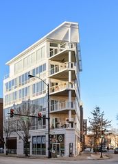 3110 N Greenview Avenue 4E, Chicago, IL 60657
