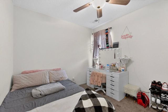 5813 Colfax Place NE, Rio Rancho, NM 87144