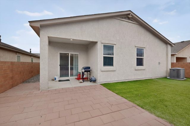 5813 Colfax Place NE, Rio Rancho, NM 87144