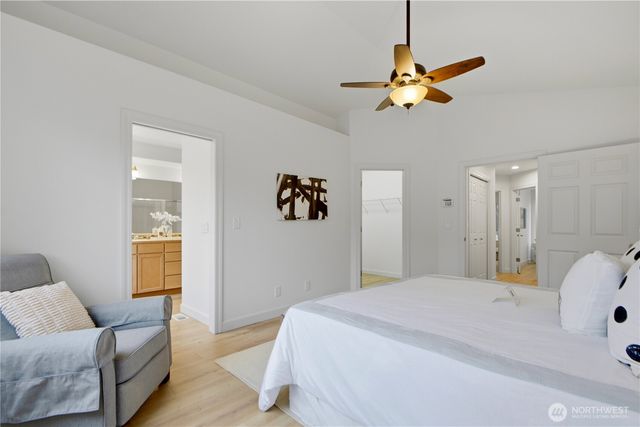 8833 NE 178th Street, Bothell, WA 98011