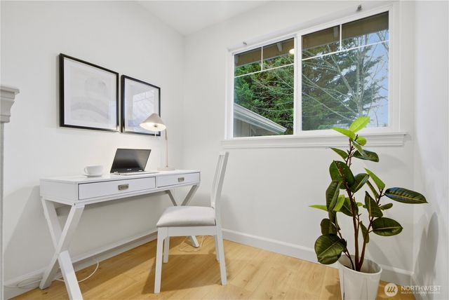 8833 NE 178th Street, Bothell, WA 98011