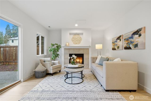 8833 NE 178th Street, Bothell, WA 98011